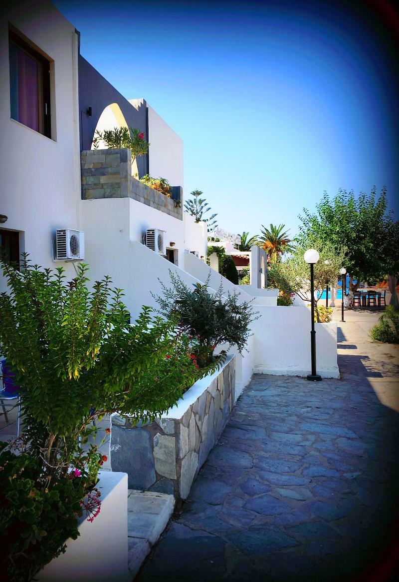 Hotel Amnissos Pigianos Kampos  Exteriér fotografie